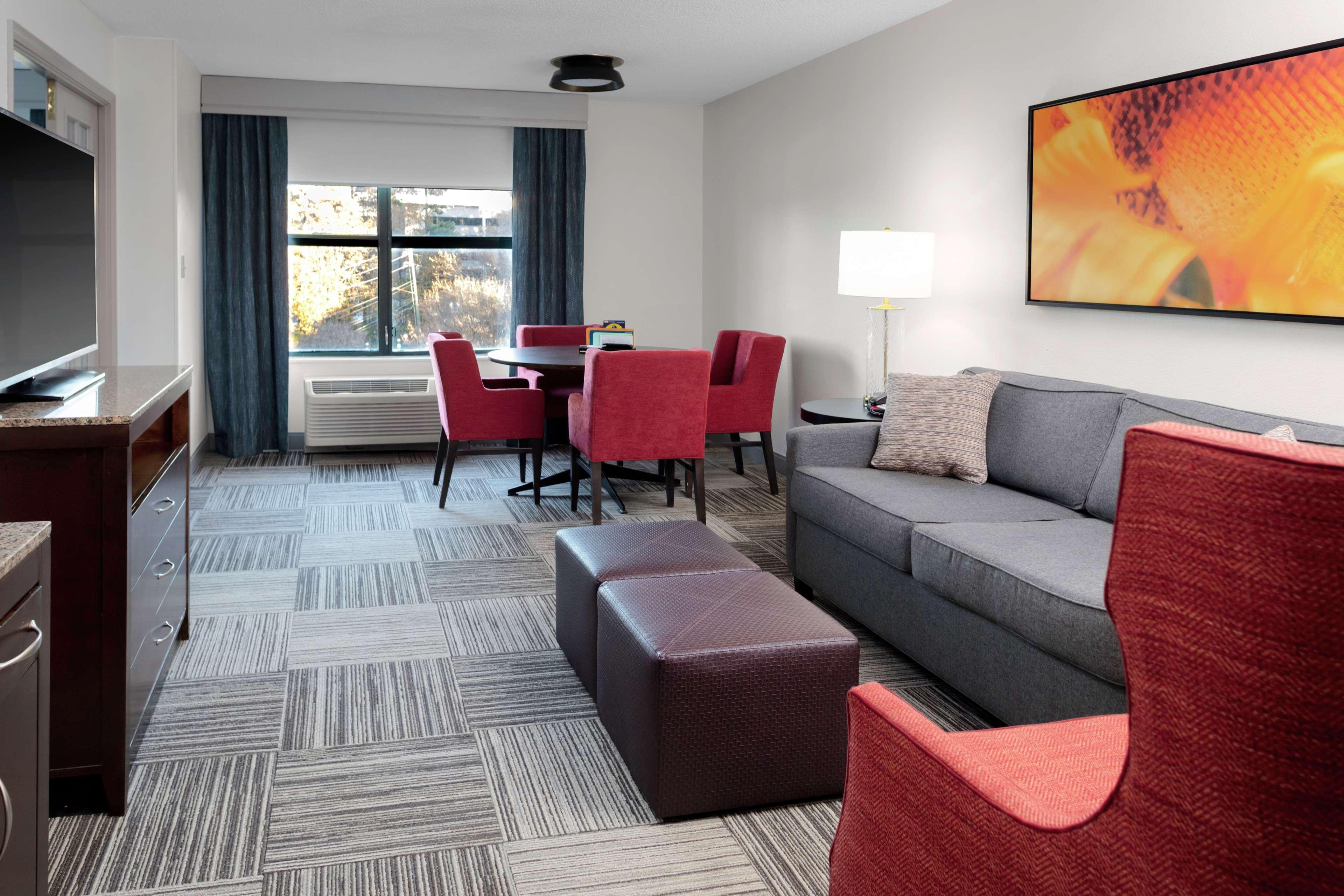 Hilton Garden Inn Atlanta Perimeter Center Dunwoody Bagian luar foto
