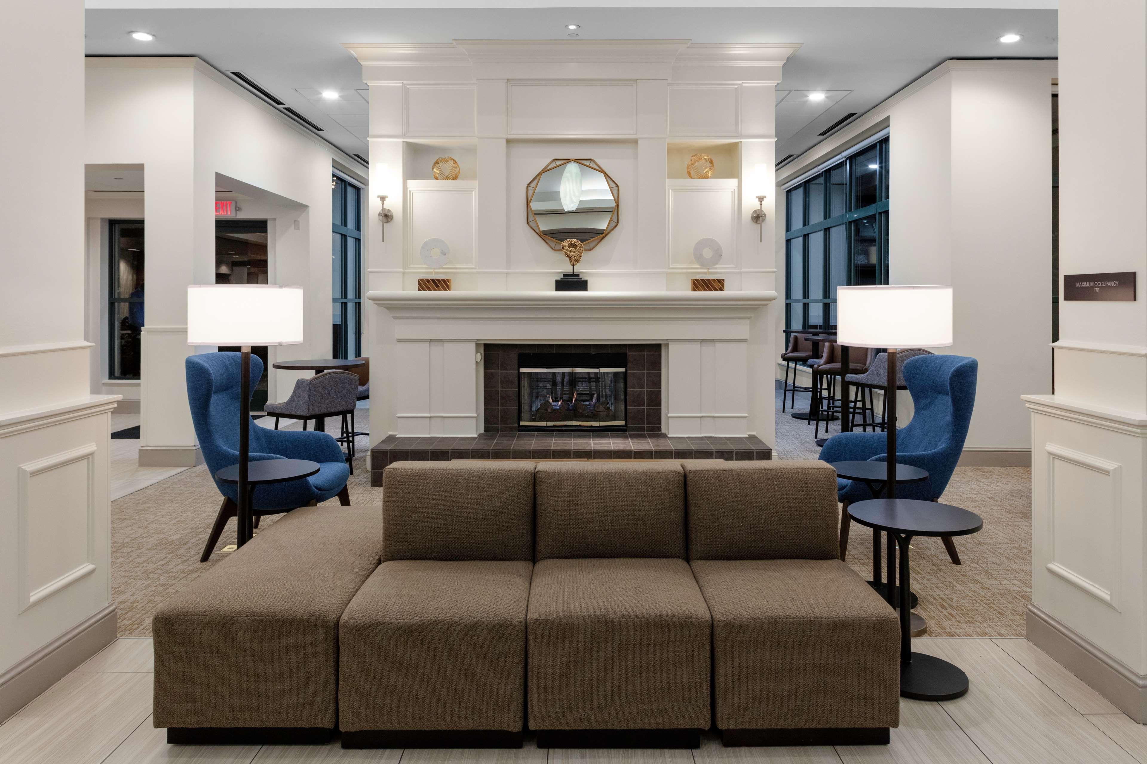 Hilton Garden Inn Atlanta Perimeter Center Dunwoody Bagian luar foto