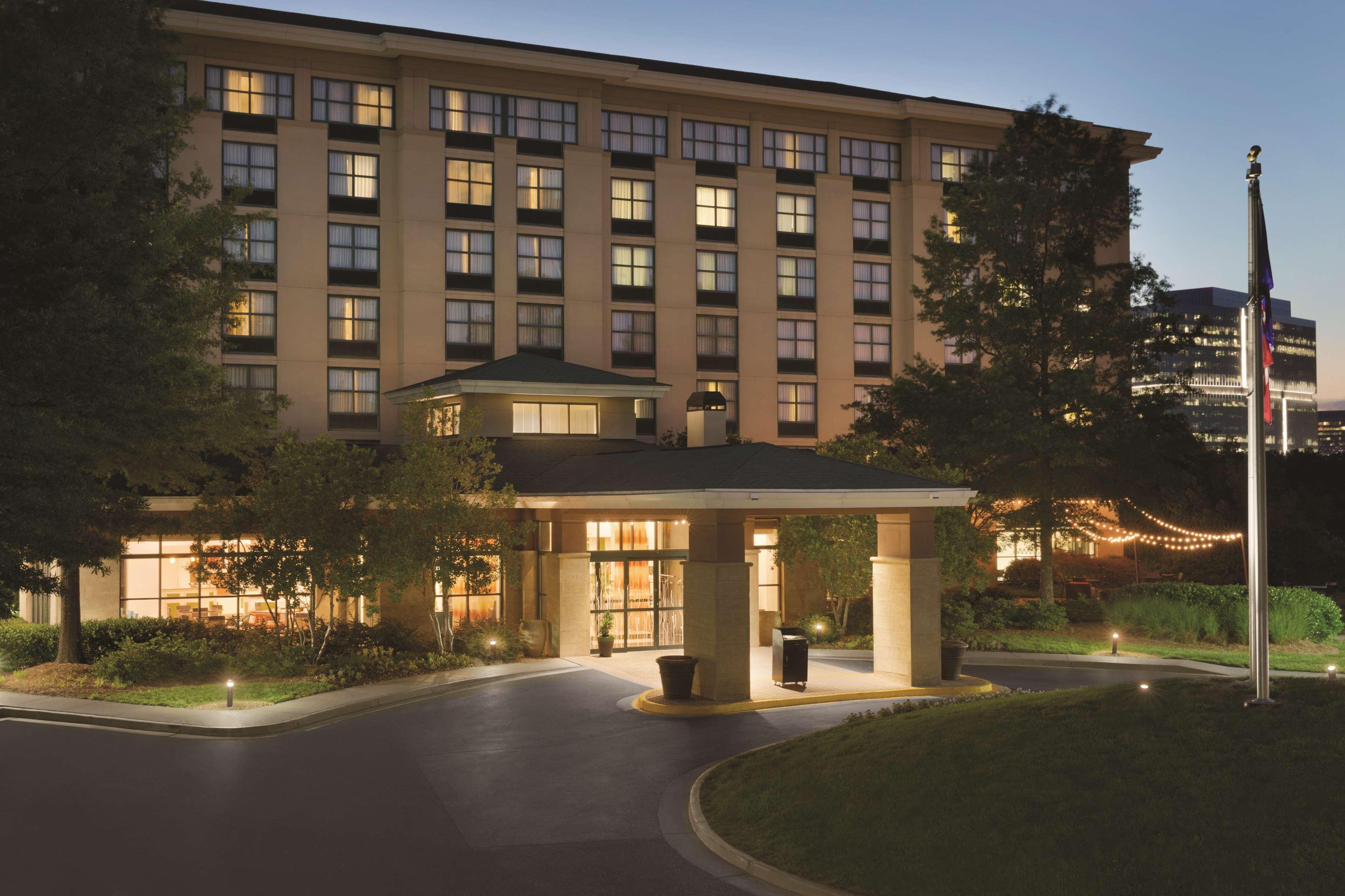 Hilton Garden Inn Atlanta Perimeter Center Dunwoody Bagian luar foto
