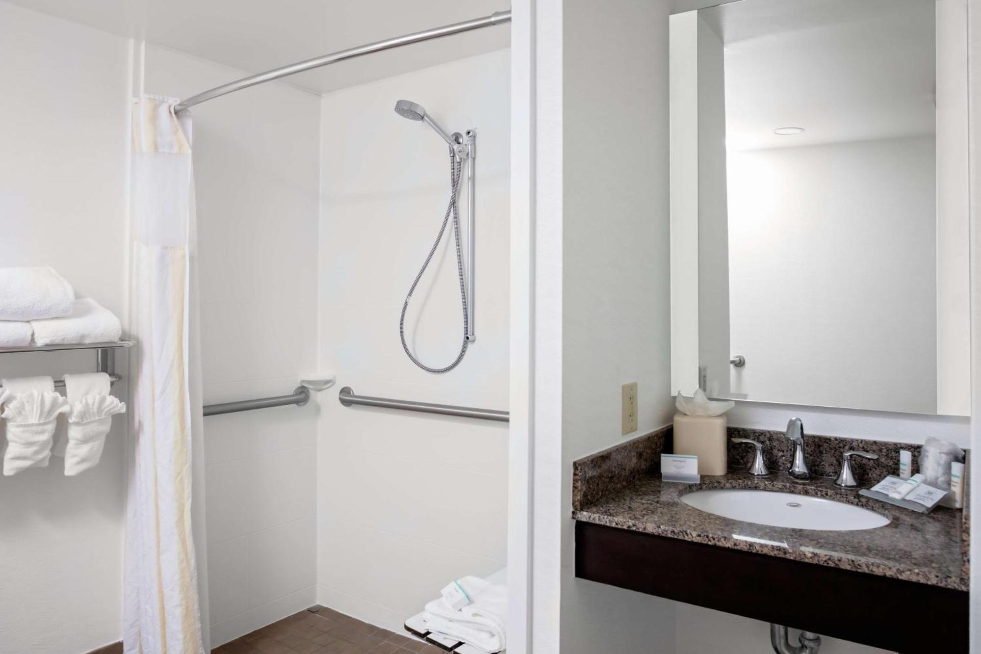 Hilton Garden Inn Atlanta Perimeter Center Dunwoody Bagian luar foto