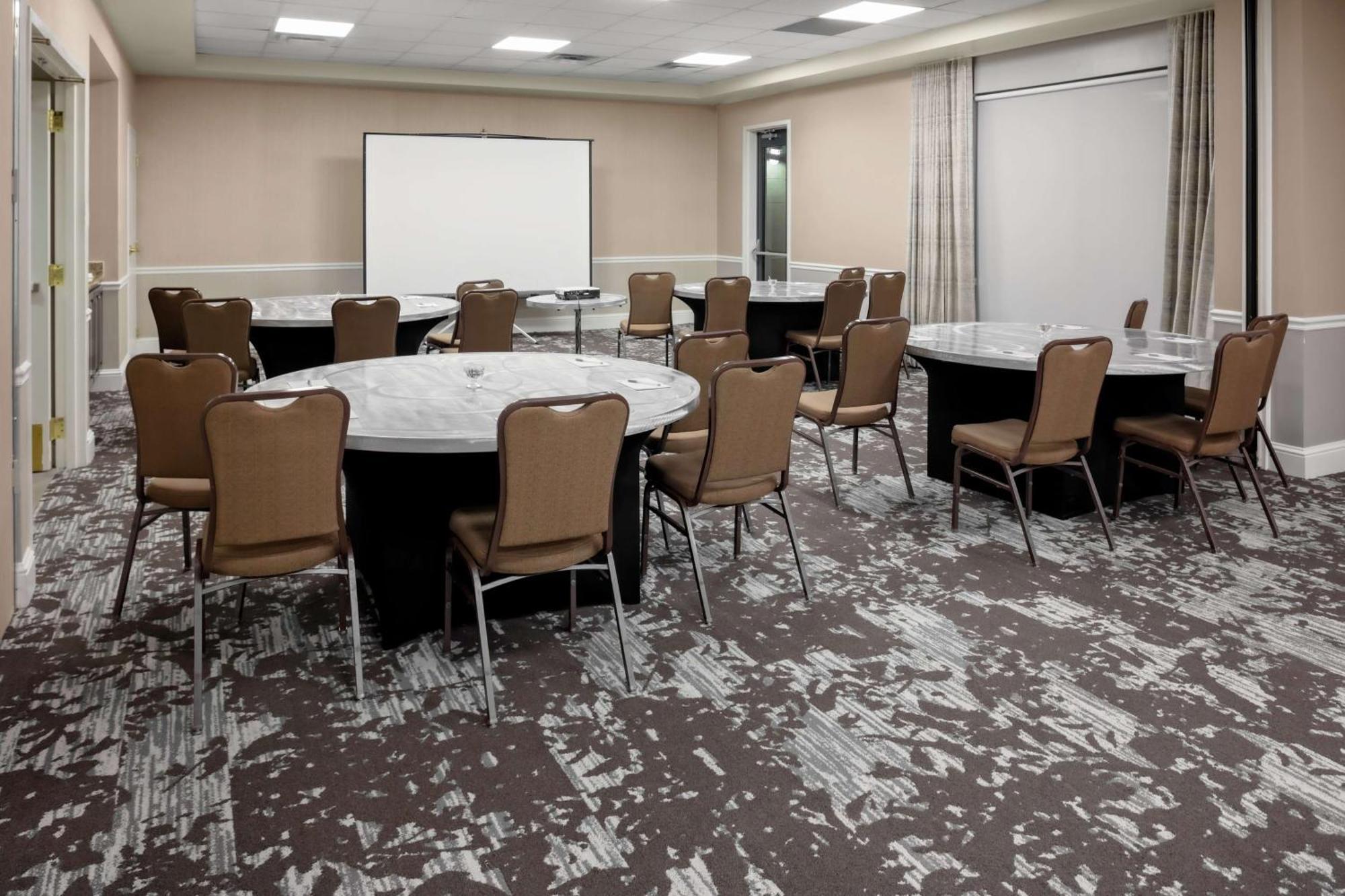 Hilton Garden Inn Atlanta Perimeter Center Dunwoody Bagian luar foto