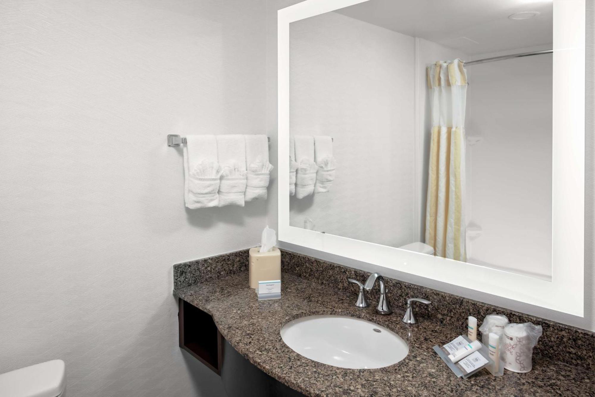 Hilton Garden Inn Atlanta Perimeter Center Dunwoody Bagian luar foto