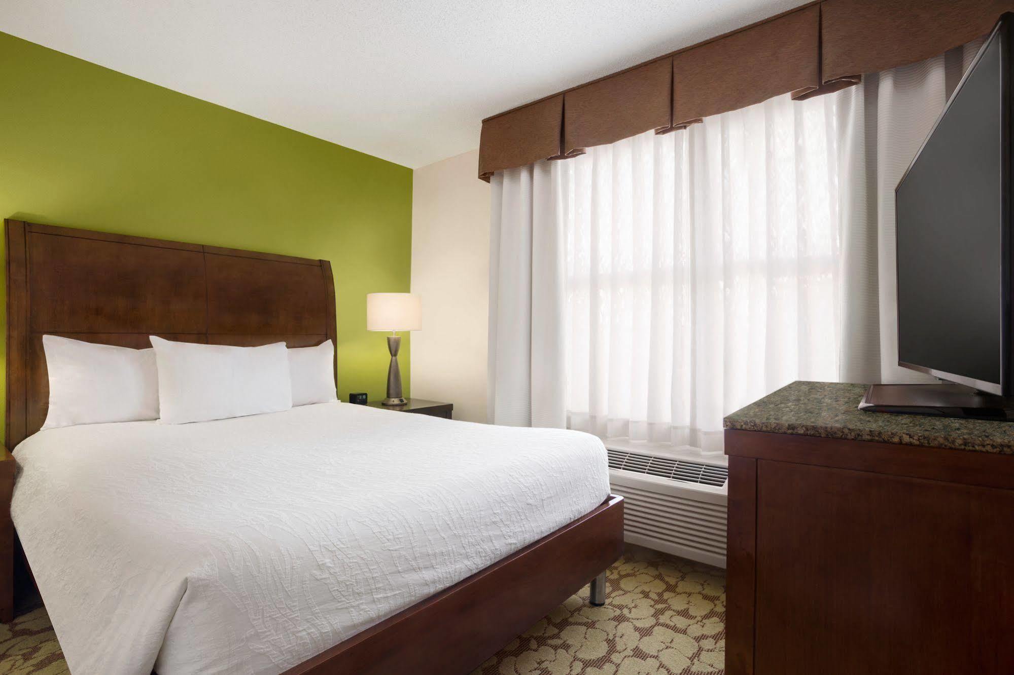 Hilton Garden Inn Atlanta Perimeter Center Dunwoody Bagian luar foto