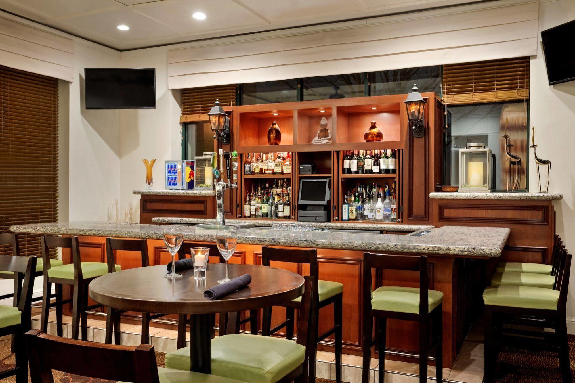 Hilton Garden Inn Atlanta Perimeter Center Dunwoody Bagian luar foto