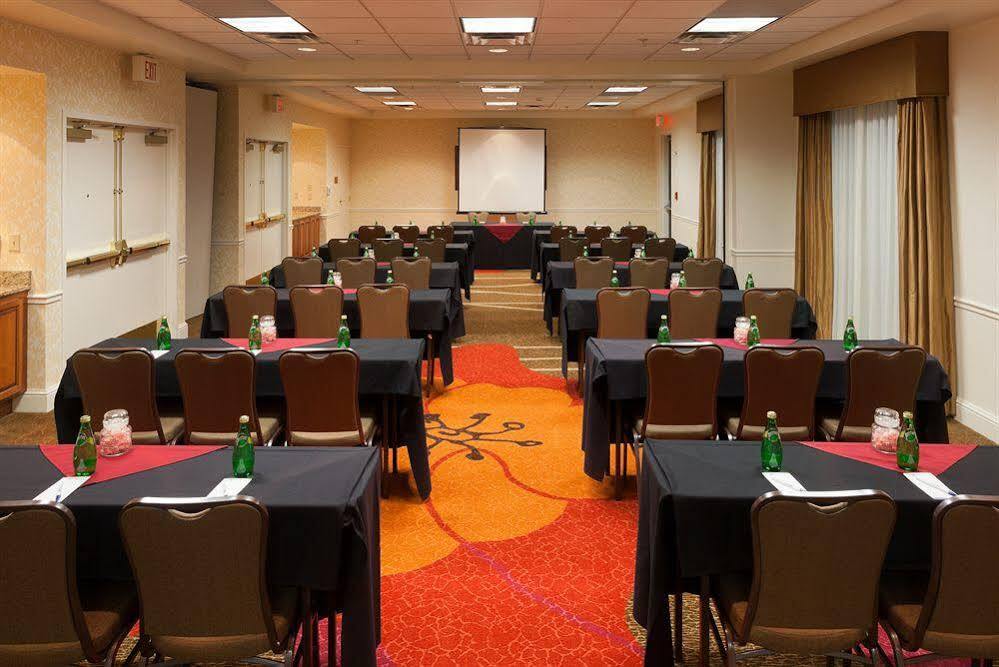 Hilton Garden Inn Atlanta Perimeter Center Dunwoody Bagian luar foto